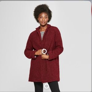 The color burgundy beautiful color.